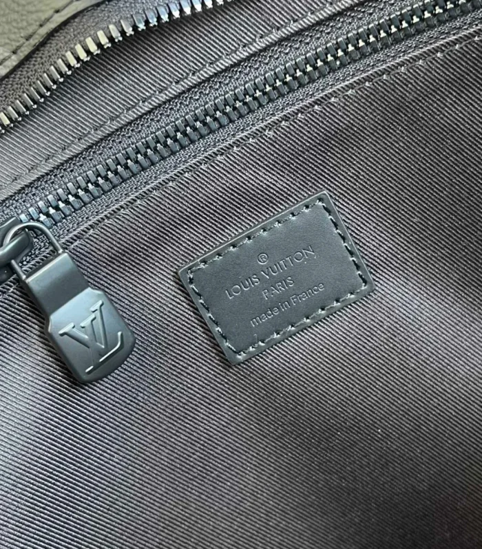 Louis Vuitton Sac Plat Horizontal Zippe