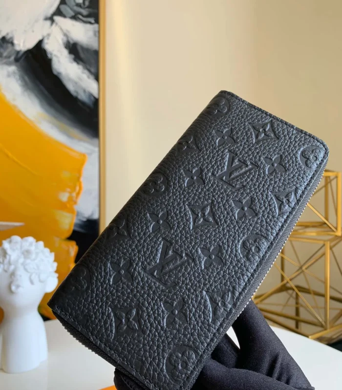 Louis Vuitton Zippy Vertical Wallet